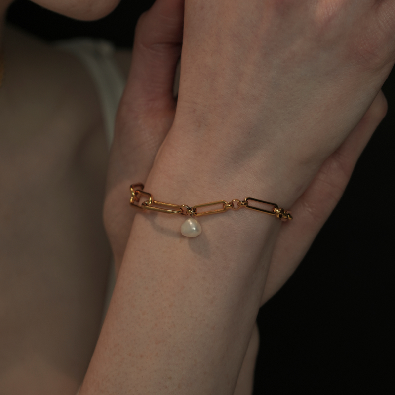 pearl chain brace