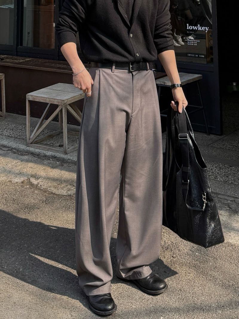 Tieve one tuck slacks