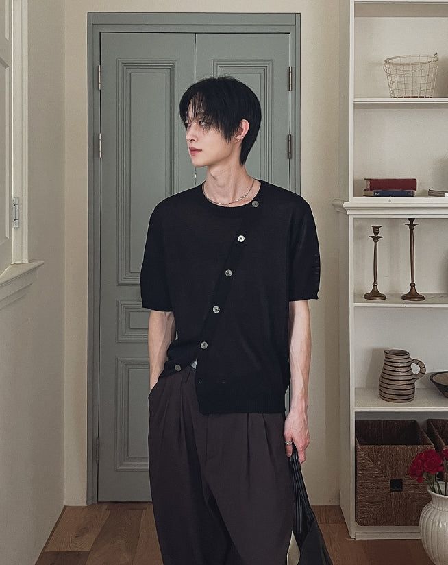 2PLAN（ツープラン）の「Bock Diagonal Button Linen Cardigan（Tops）」