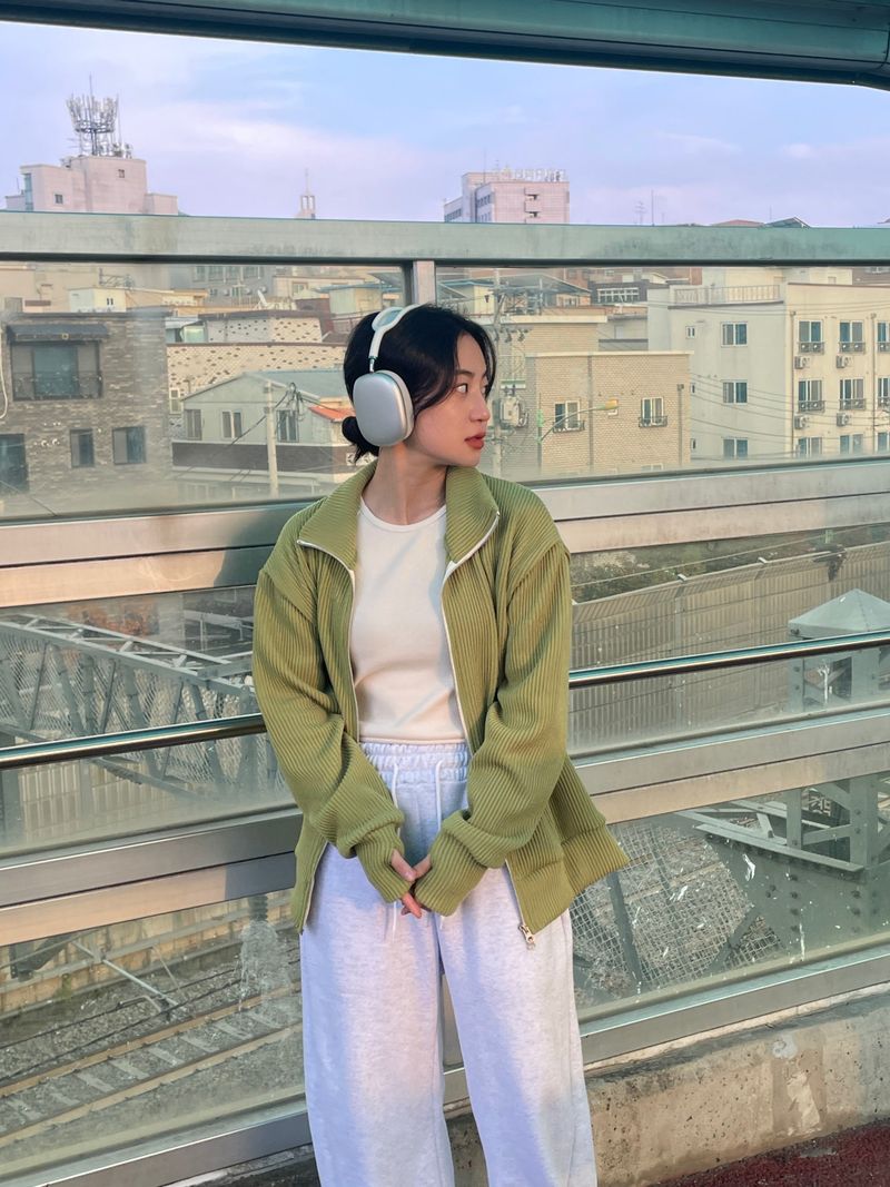 Arco iris（アルコイリス）の「Unisex half turtleneck zip-up（Tops）」