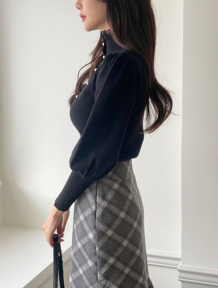 Levin Puff Pearl Button Frill Lace Turtleneck Knit