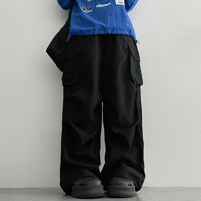 hijjoo（ハイチュー）の「Rehue shirring pleated pocket wide pants (4 colors)（Pants）」