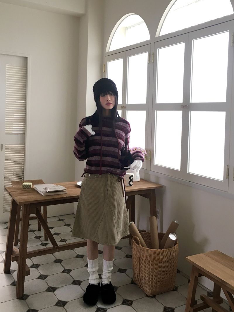 ロニンコーデュロイカットAラインミディスカート