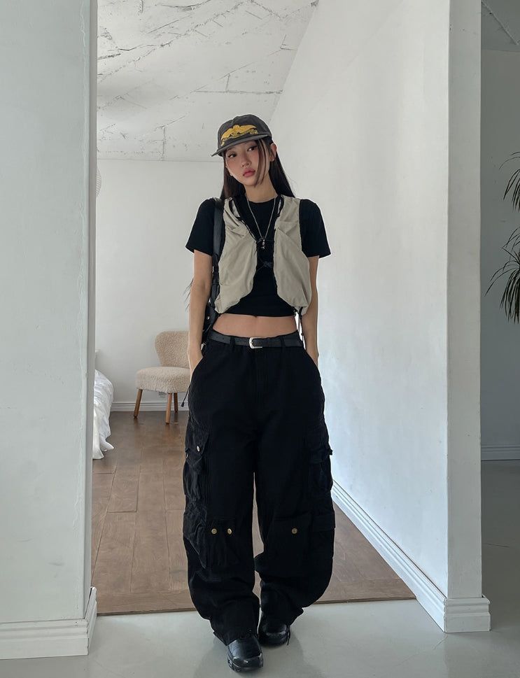 Lining string buckle crop vest