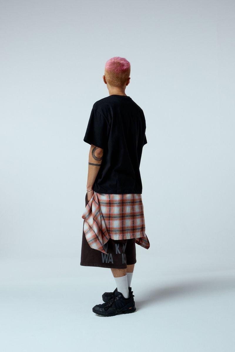 EEERRR Distorted logo over-crop fit T-shirt (Black)