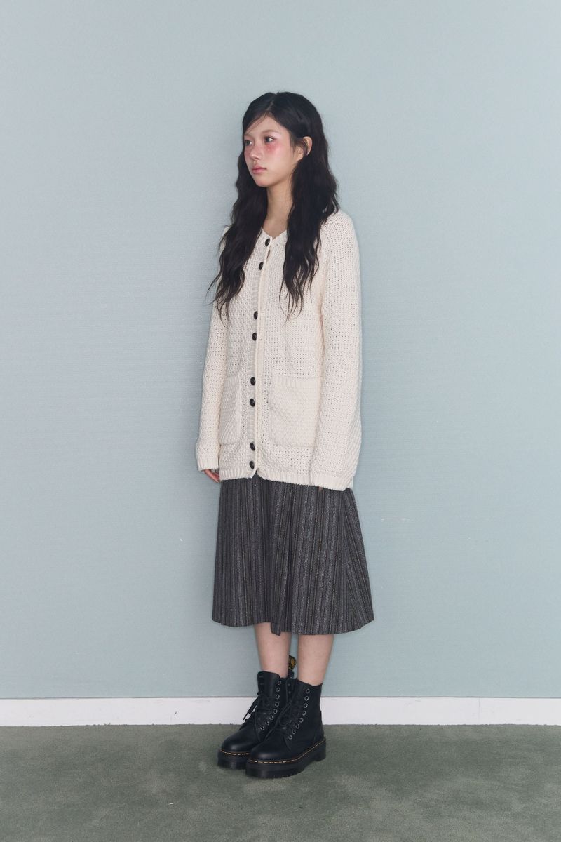 TURTLE-BUTTON KNIT CARDIGAN IVORY