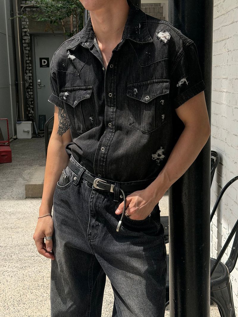 LAURANT（ロラン）の「[MUSCLE FIT] Damage denim half shirts(3color)（Tops）」