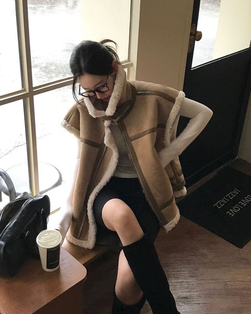 [BELLIDE MADE] Rowin, High-Neck Mouton Vest