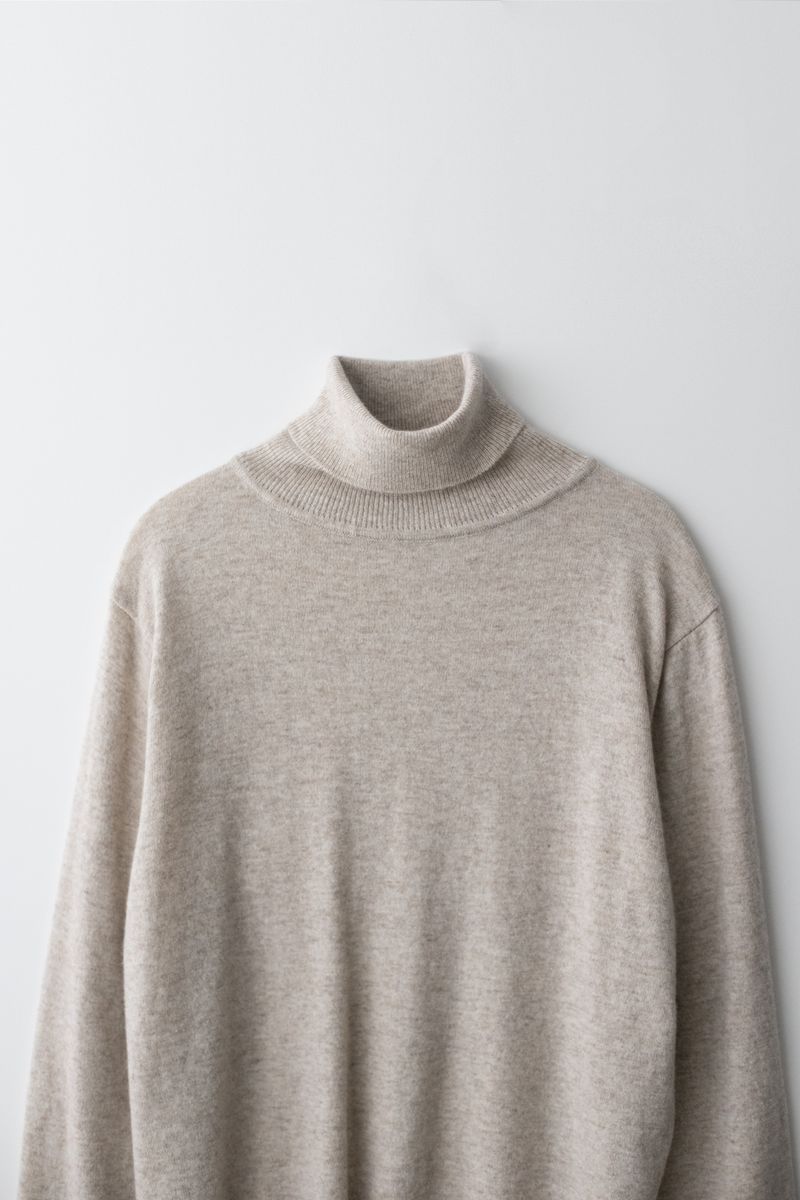 Cashmere turtle neck knit (Beige)