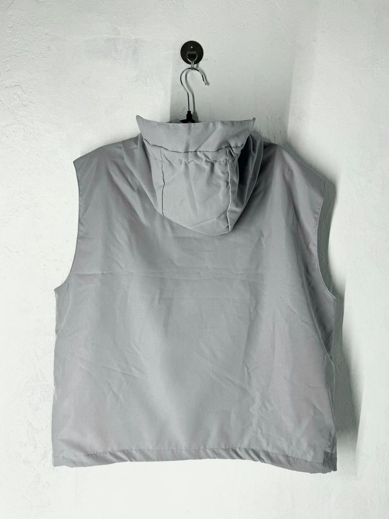 Tech poly hood vest 3C