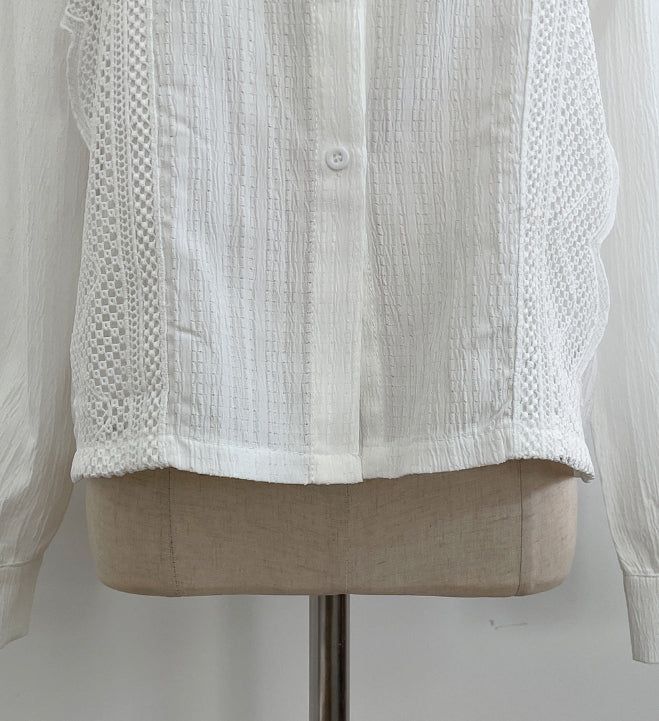 Crea Lace Collar Puff Blouse