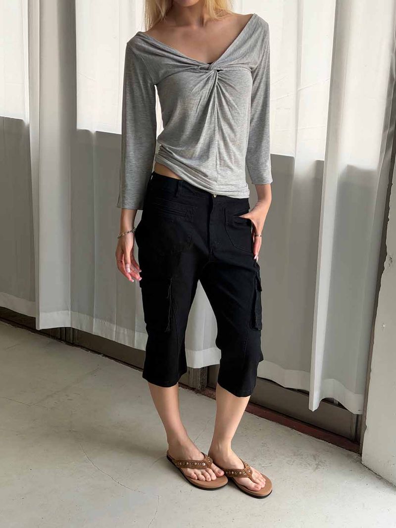 Soft twist off-shoulder t-shirts(2color)
