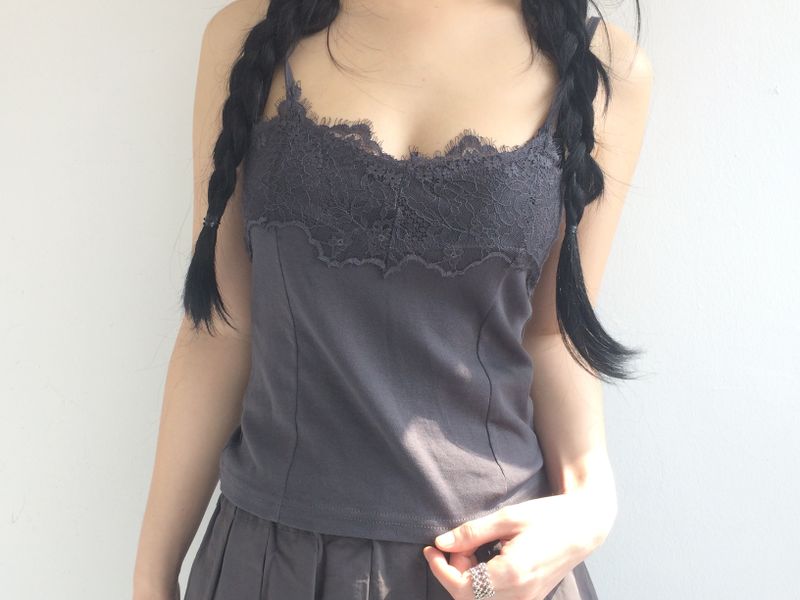 soft lace sleeveless shirt