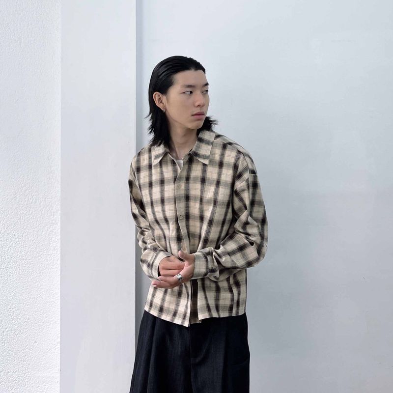 Retro Cropped Plaid Shirt
