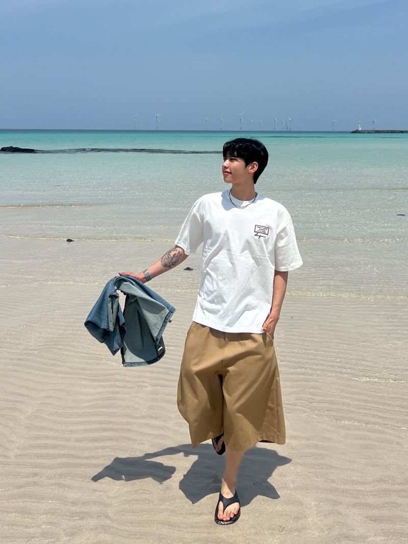 ESOO(イス)の「Pale Patch Embroidered Short-Sleeve T-Shirt (4 Colors)(Tops)」