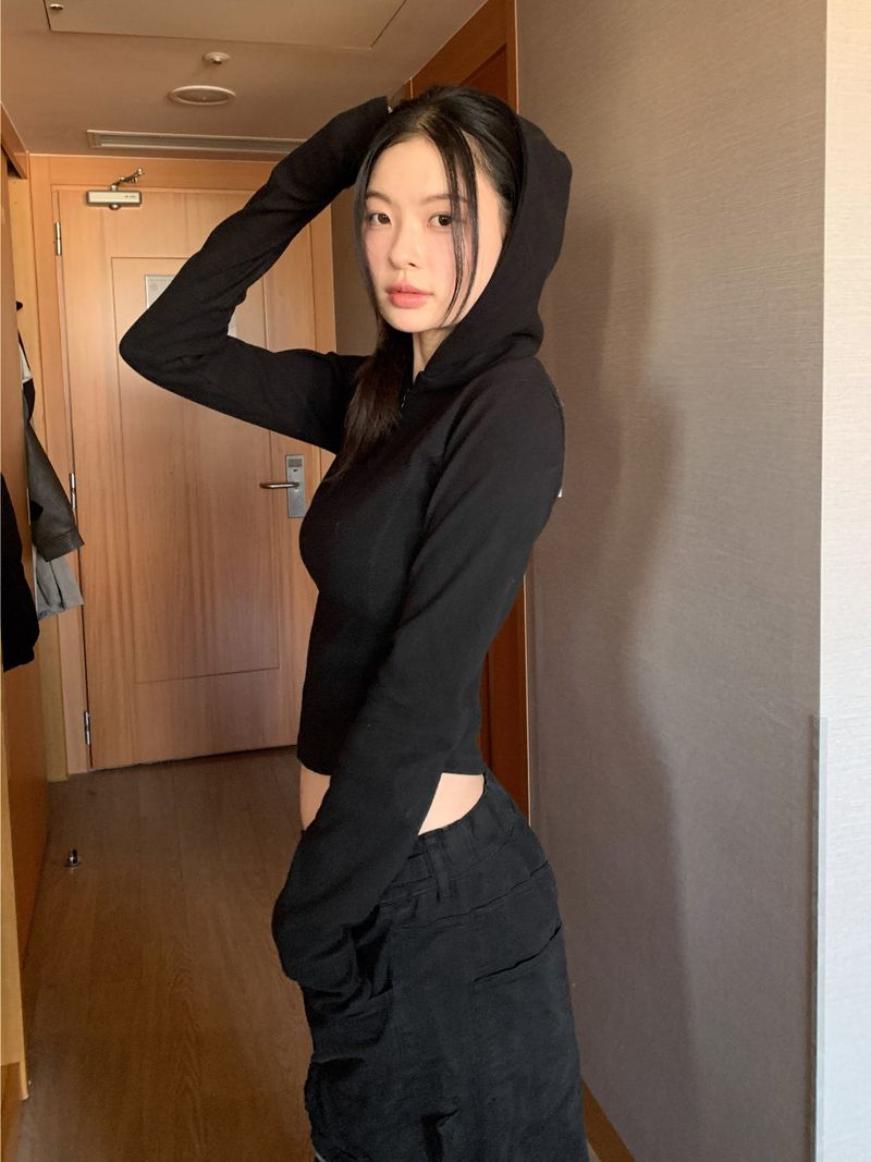  LINE HOOD HALF ZIP-UP