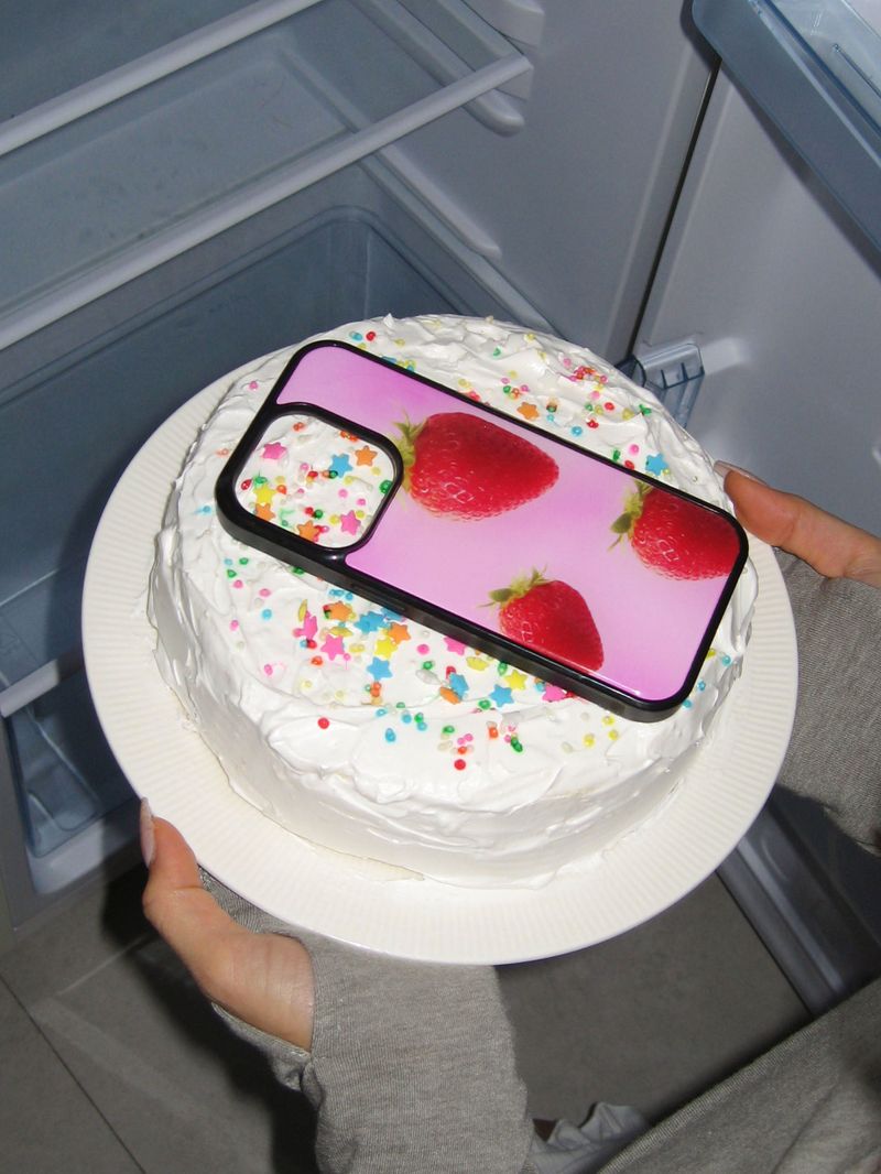 【マグセーフケース】 Strawberry Topping Case