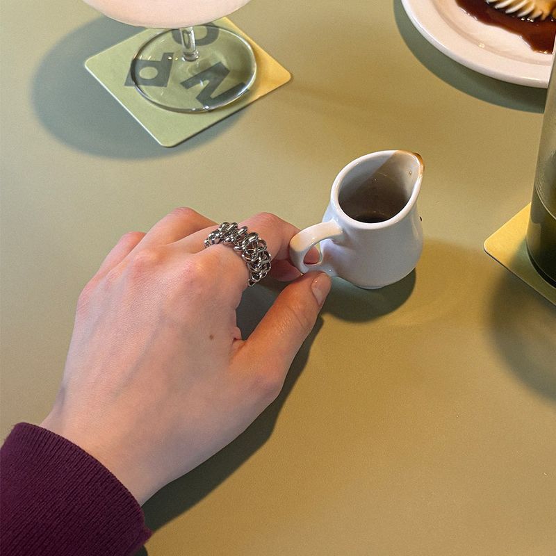 peanuts ring