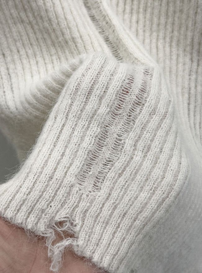 Modern Damage Ribbed Knit