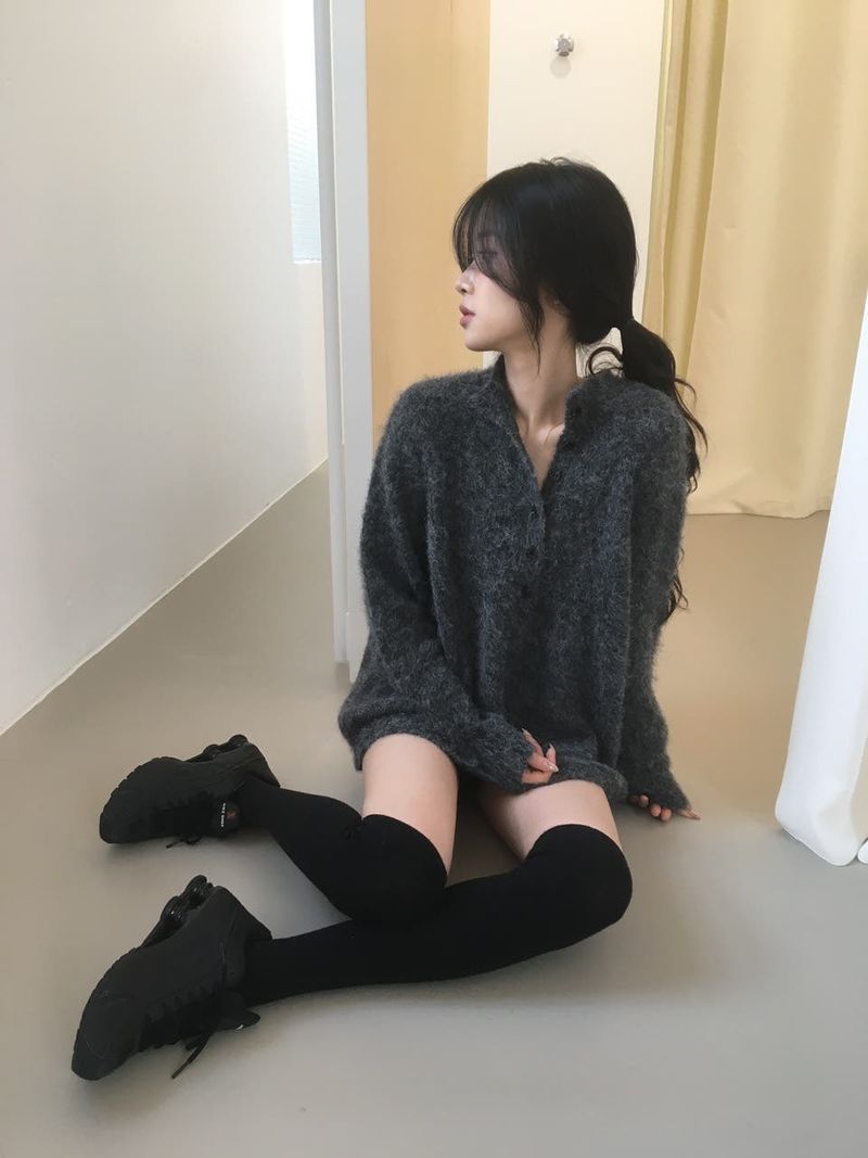 Fluffy henry neck knit