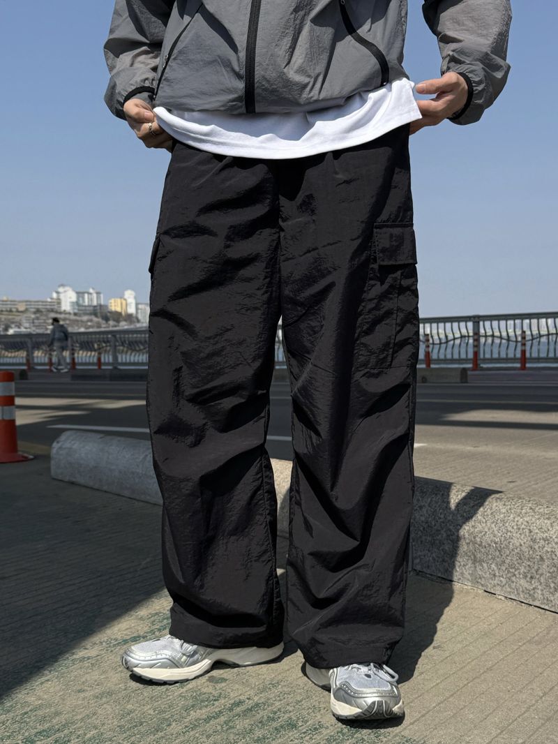 AVAND（アバンド）の「Parasuit nylon cargo pants（Pants）」