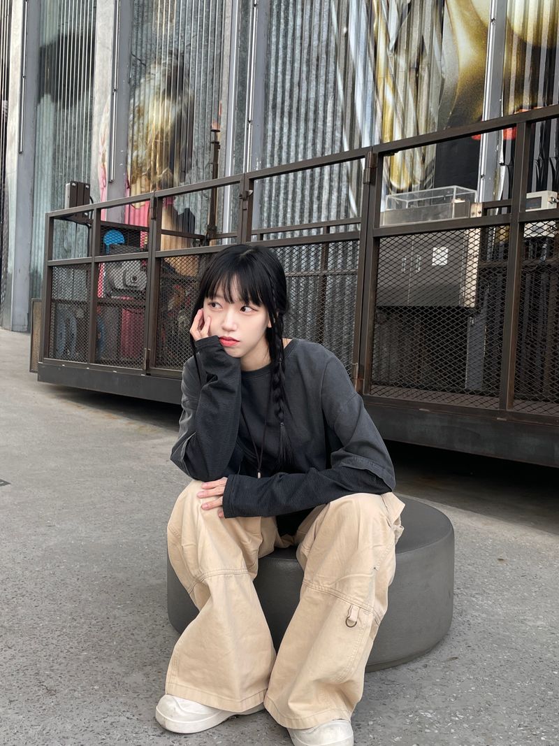 grunge-hip pigment layered long sleeve
