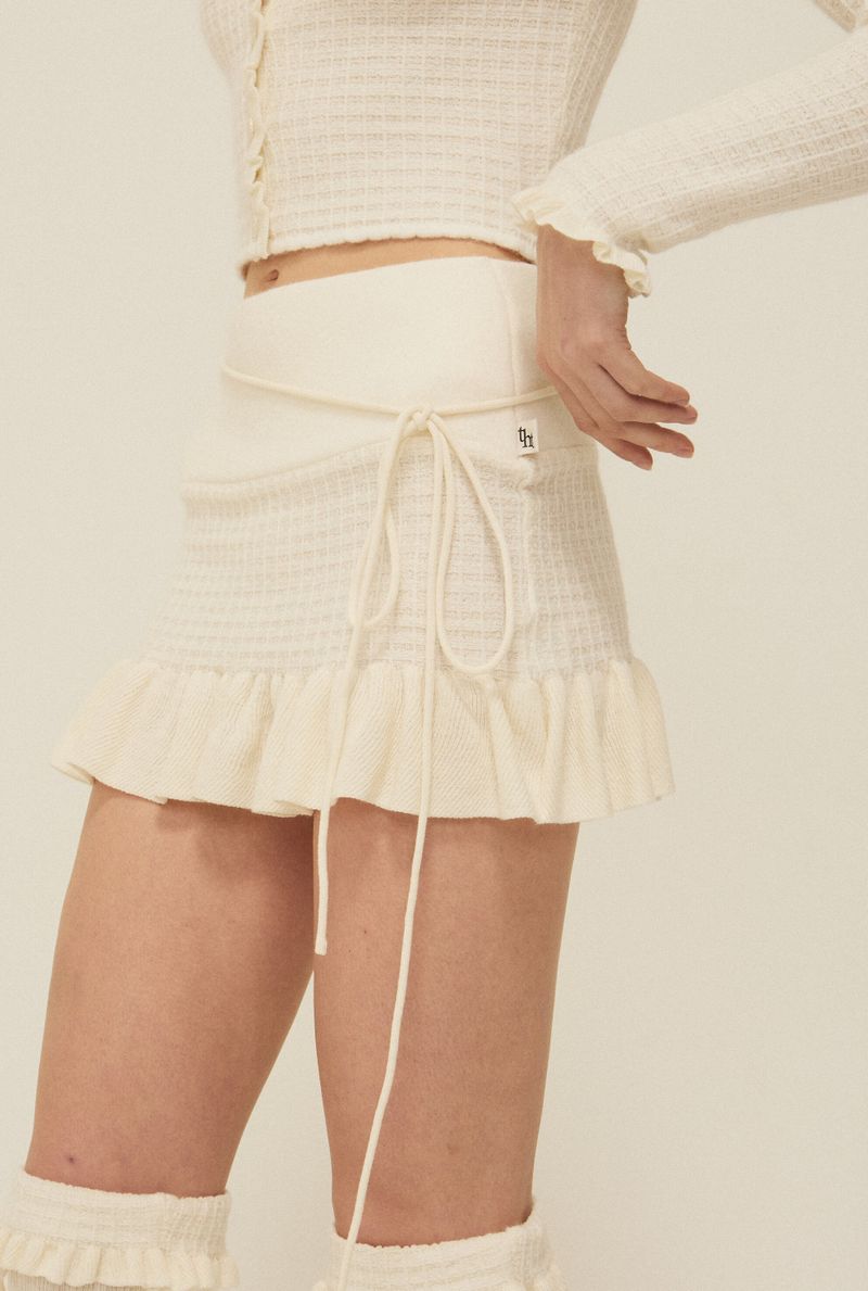 Mew knit skirt