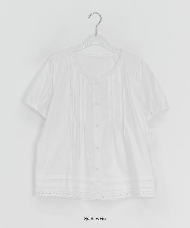 Leonne Lace Punching Short Sleeve Blouse