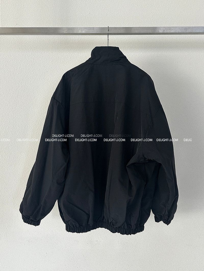 Track reversible double-sided windbreaker
