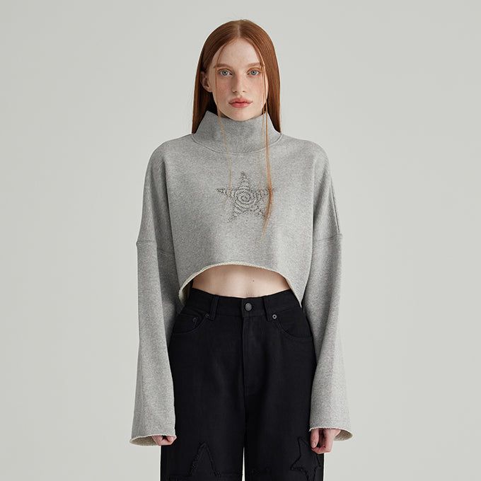 ANDTHEOTHER(アンドジアザー)の「MELANGE GRAY TURTLENECK CROP SWEATSHIRT(Tops)」