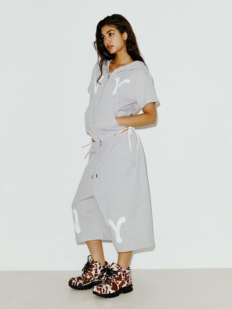 NY APLIQUE SS HOOD ZIP UP GREY