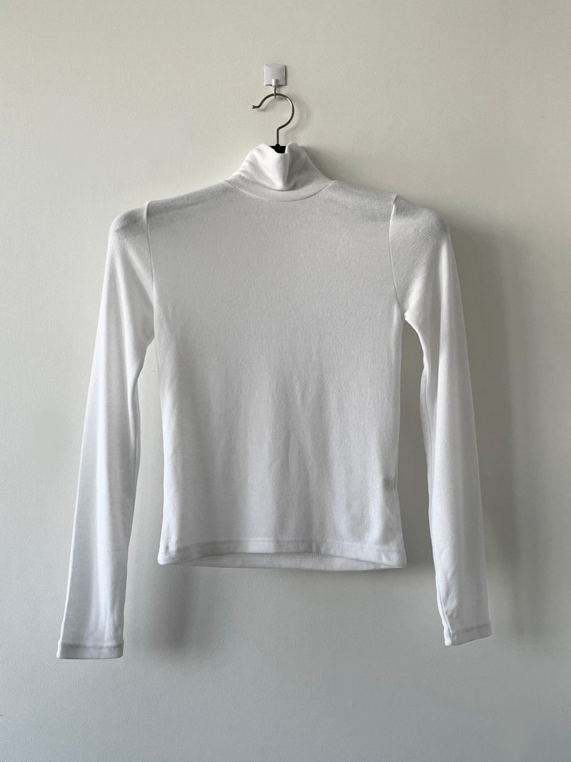 Daytime turtleneck t-shirt