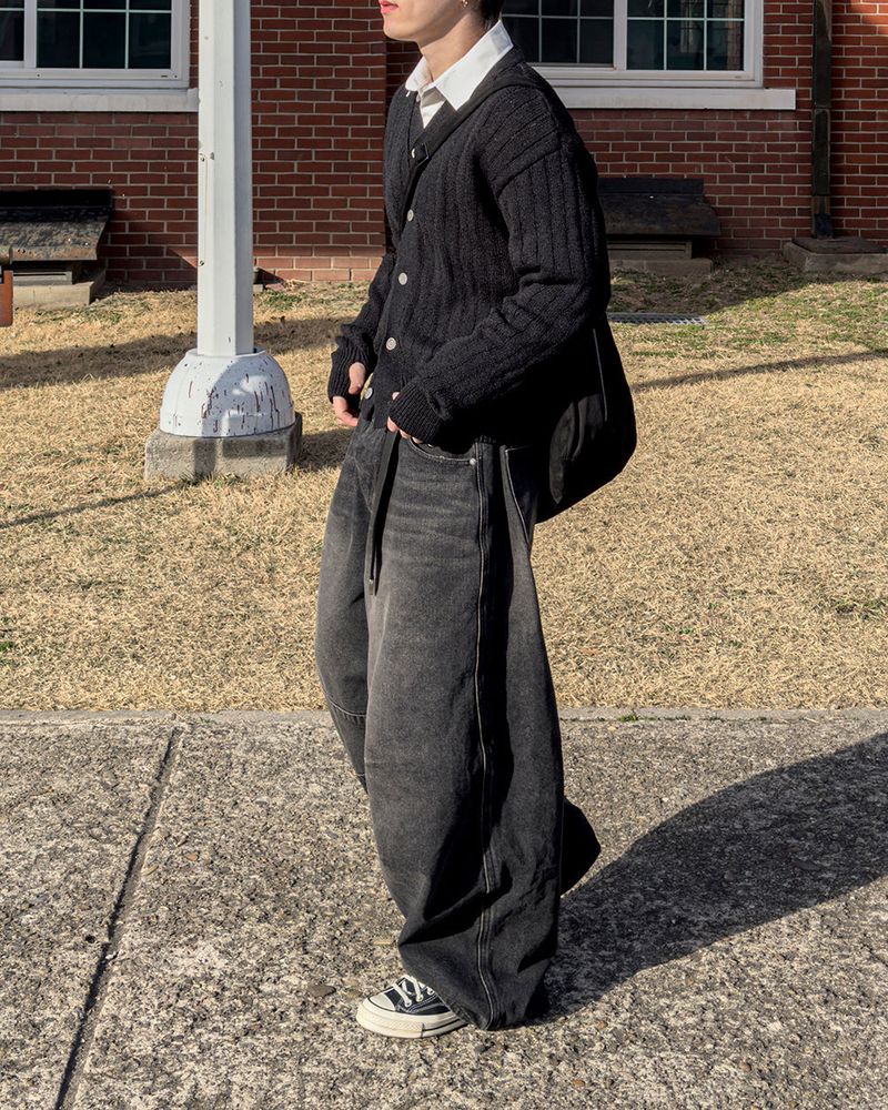 Serin Curved Balloon Denim Pants