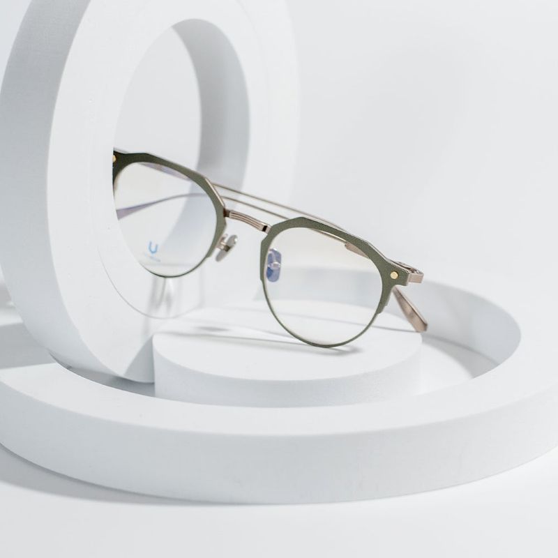 Knouun Round titanium glasses CODE. 104. B Khaki N Brown
