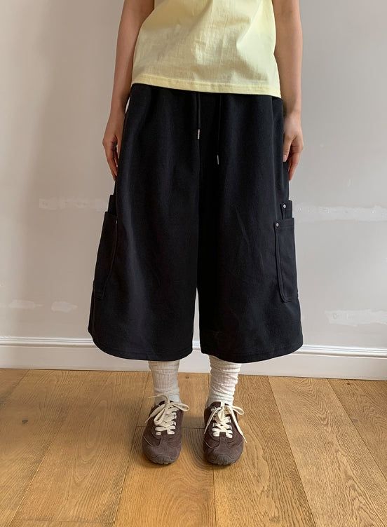 BAON（バオン）の「[unisex] Ninin Pocket Bermuda Banding Pants（Pants）」