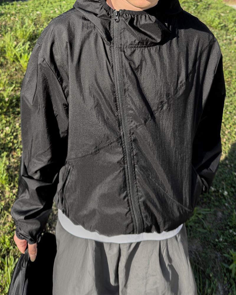 Aeric Diagonal Lightweight Windbreaker