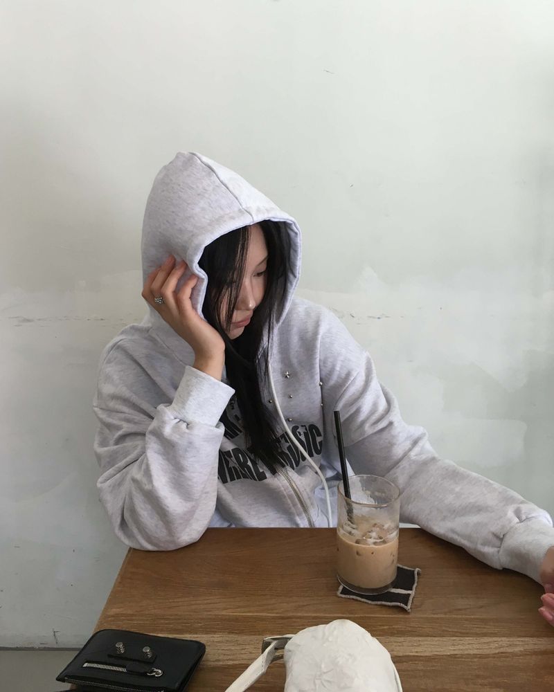 kyoive(コイブ)の「Stud hood jumper(Tops)」
