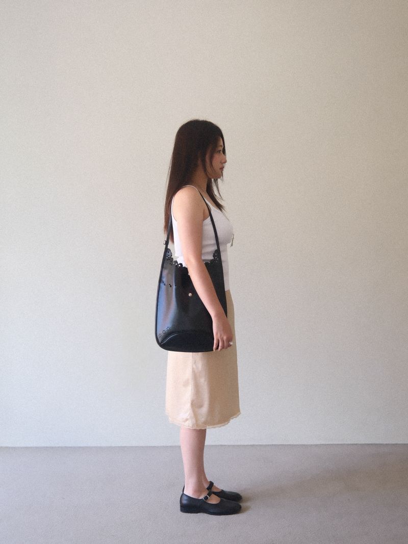 VIOLA Leather / BLACK
