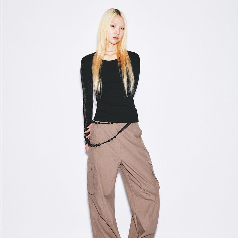 Line point knit top [black]