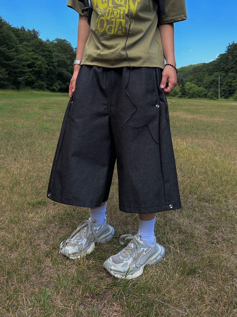 DISCERNMENT（ディサーンメント）の「フォールドジーンズ8部丈バミューダパンツ2C（パンツ）」