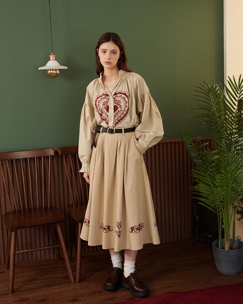 ORNAMENT PRINT MIDI SKIRT [BEIGE]