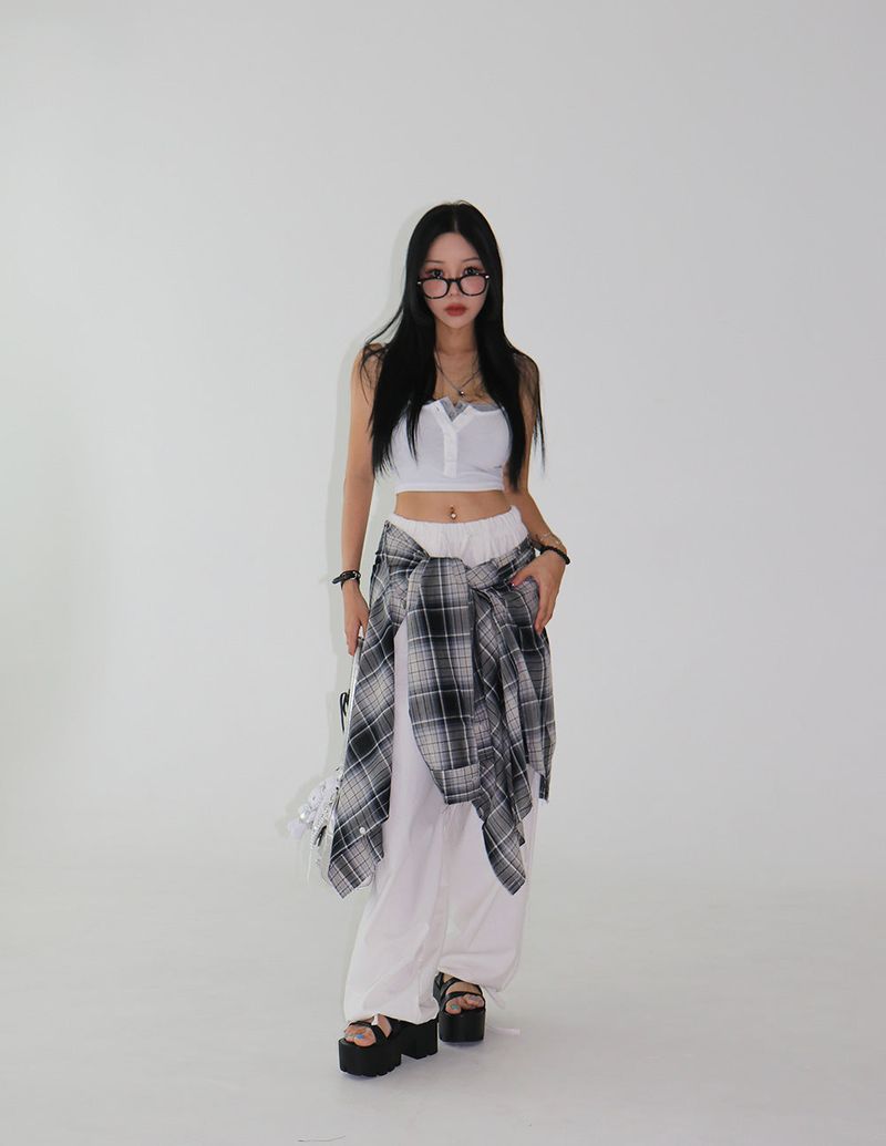 5 color button crop sleeveless