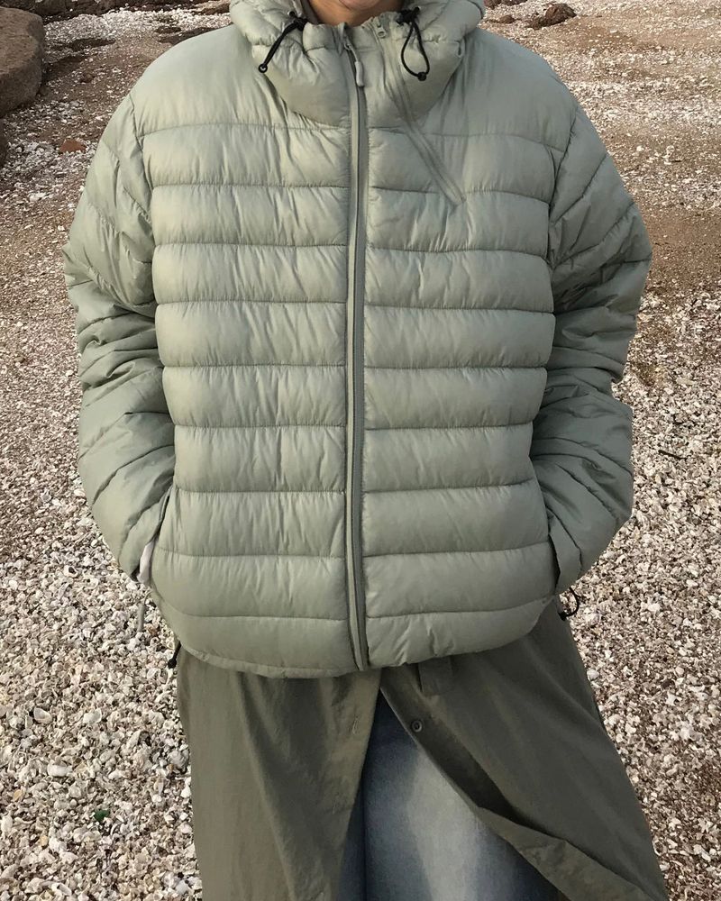  ZIP LIGHT WEIGHT PADDING