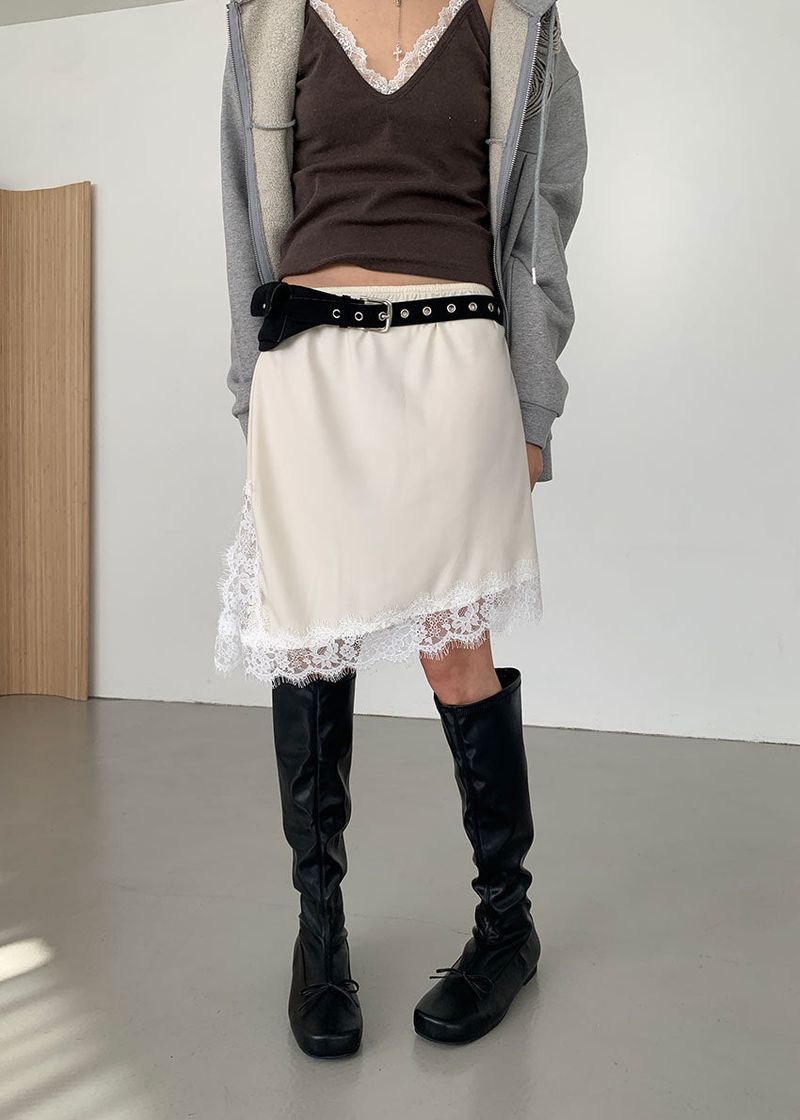 LACE LAYER SKIRT