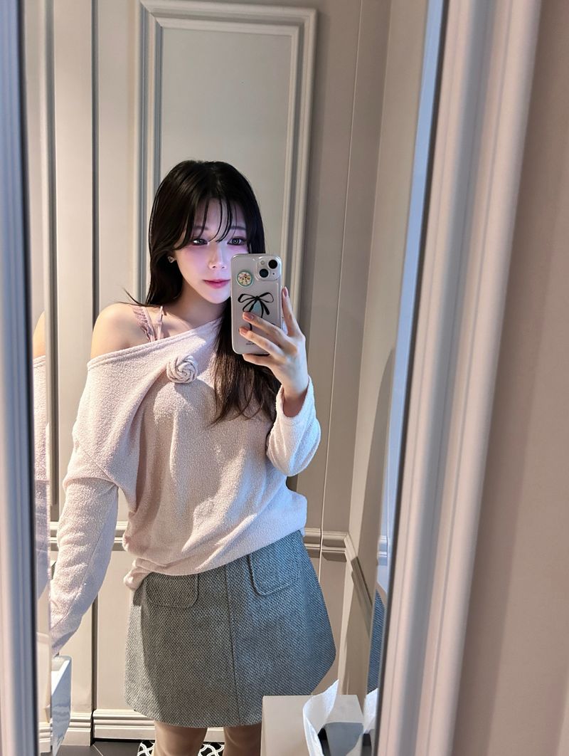 Loose Fit Corsage Knit Mint