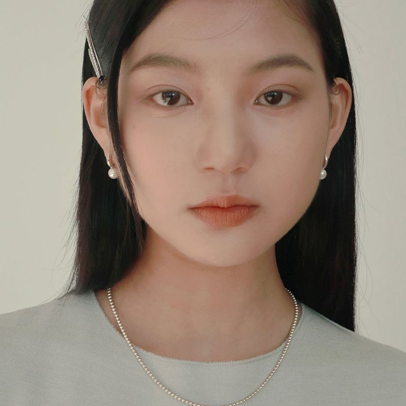 hoop pearl earring