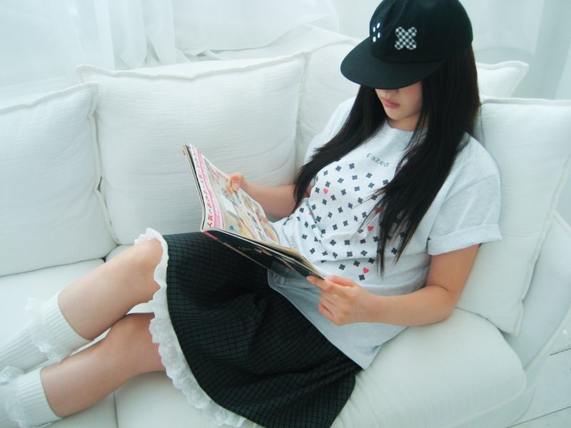 lace check midi skirt / charcoal