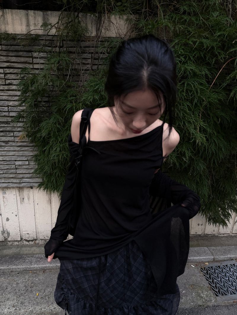  UNBAL DRAPE SLEEVELESS TOP