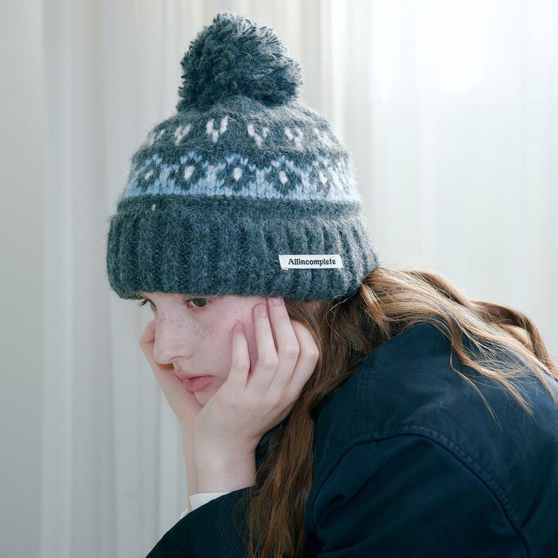 ALLINCOMPLETE（オールインコンプリート）の「Heart Diamond Bell Beanie (Gray)（Hats）」