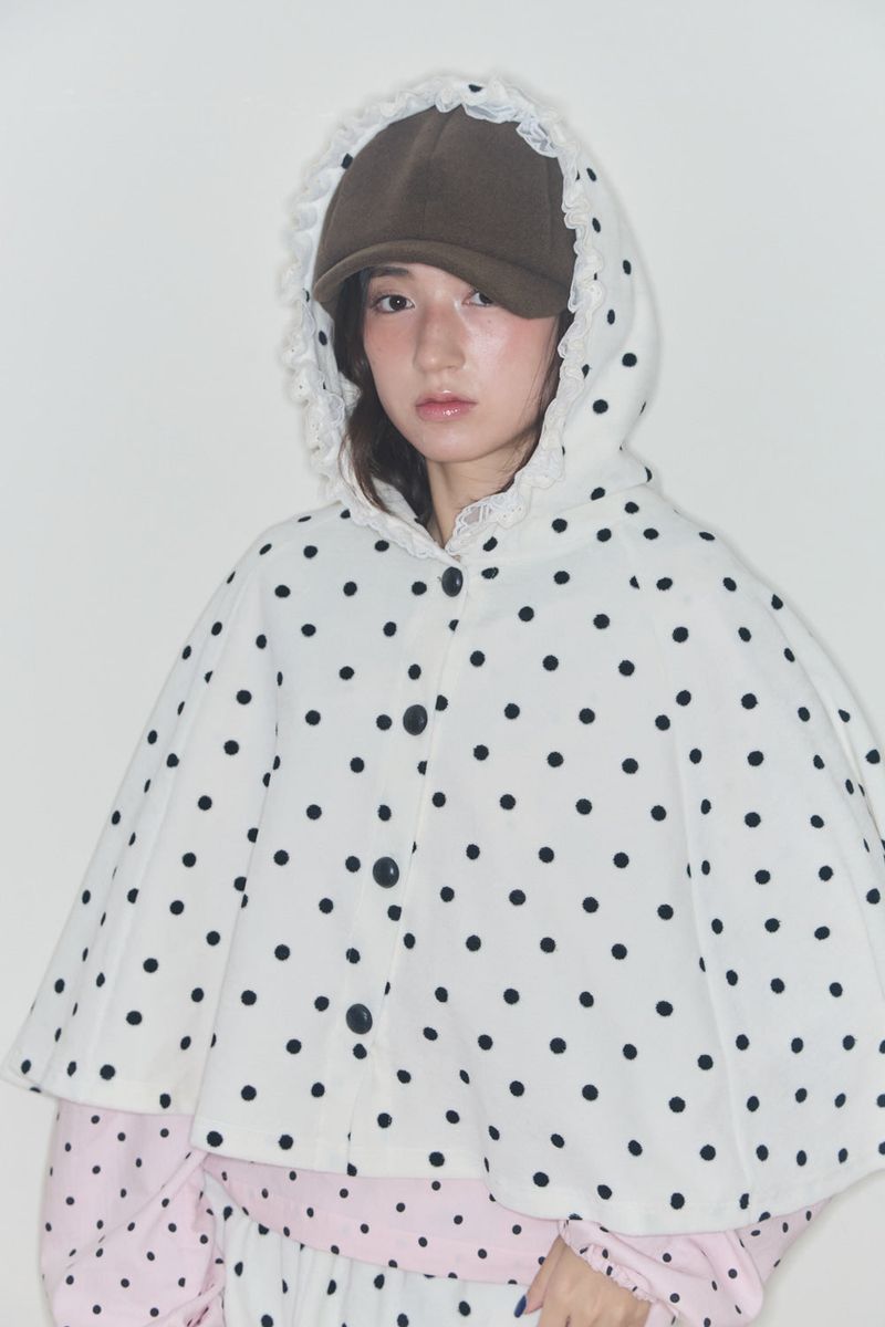 SHAKIRI（シャキリ）の「POLKA TERRY HOOD CAPE (WHITE)（Jackets/Outerwear）」